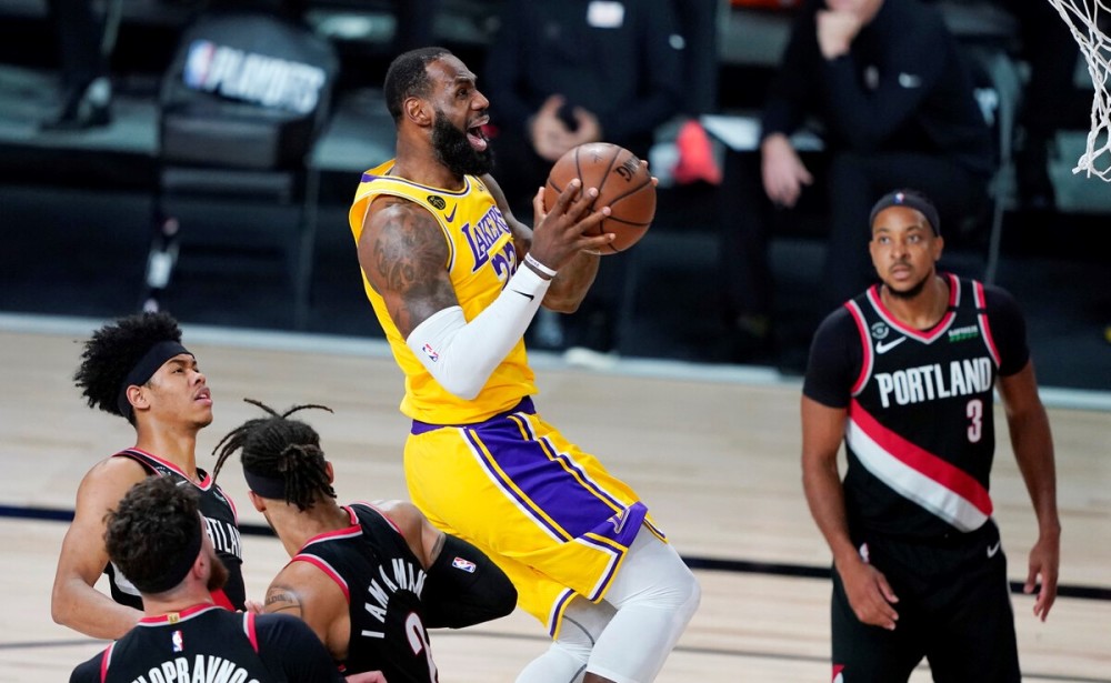 索罗托输球遭遇连败,保级形势严峻 索罗托输球遭遇连败,保级形势严峻