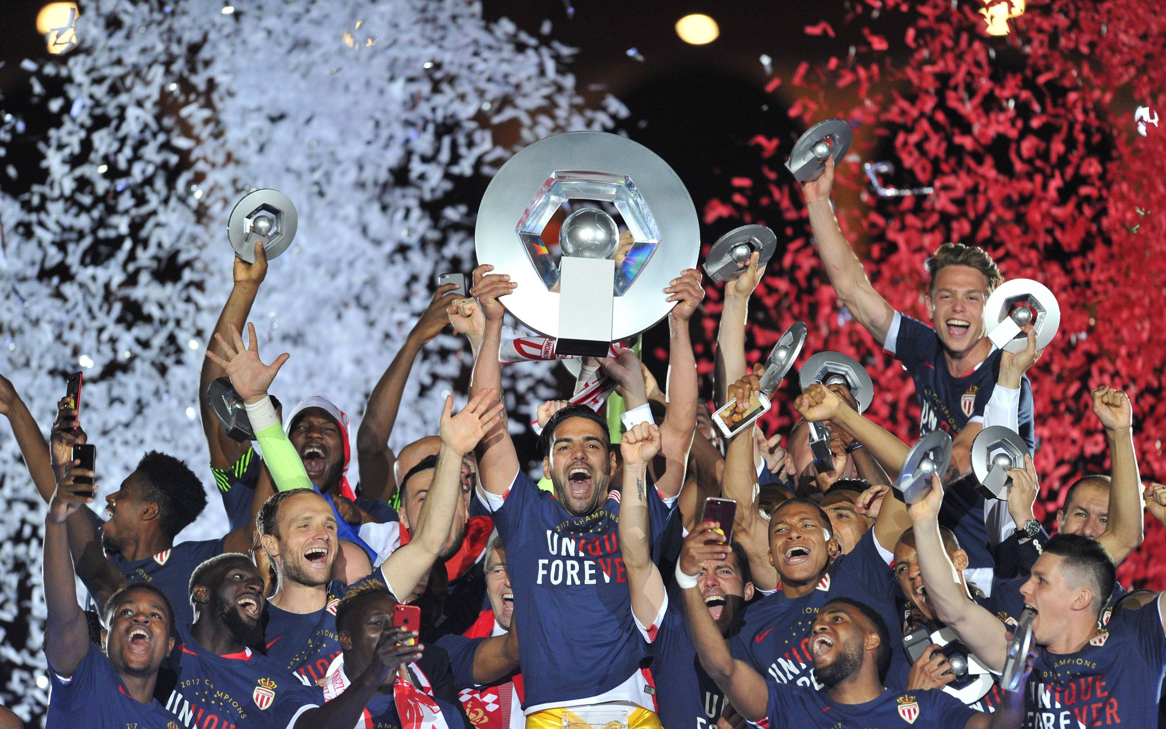 关于精彩瞬间回放,欧国联比赛精彩纷呈的信息 关于精彩瞬间回放,欧国联比赛精彩纷呈的信息