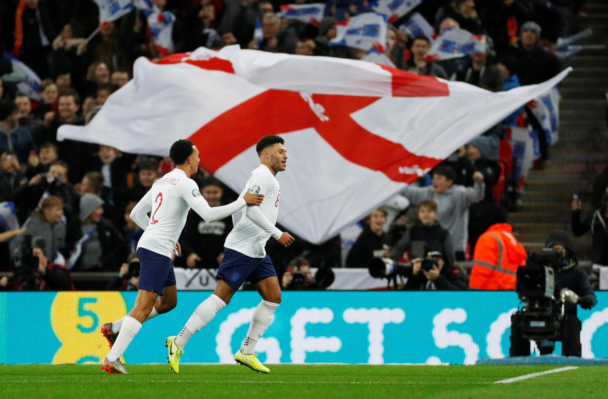 关于英格兰连胜荷兰,斩获欧预赛决赛门票的信息 关于英格兰连胜荷兰,斩获欧预赛决赛门票的信息