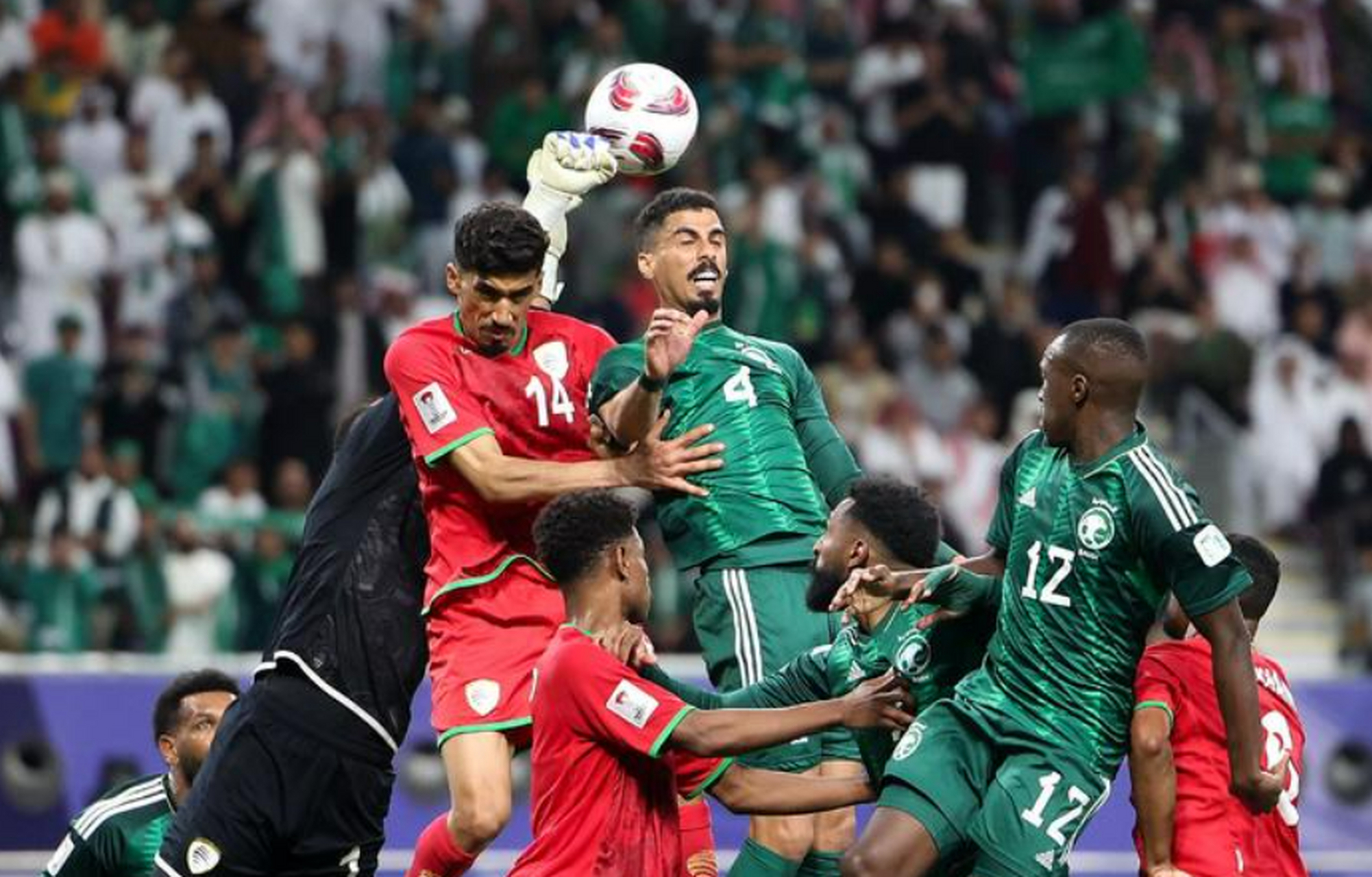 沙特阿拉伯队在国际大赛中迈出步伐的简单介绍