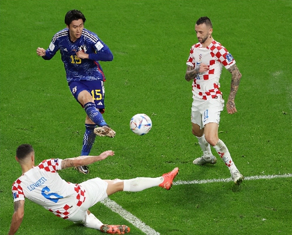 开云体育平台APP-关于日本完胜中国，莫德里奇刷新纪录的信息