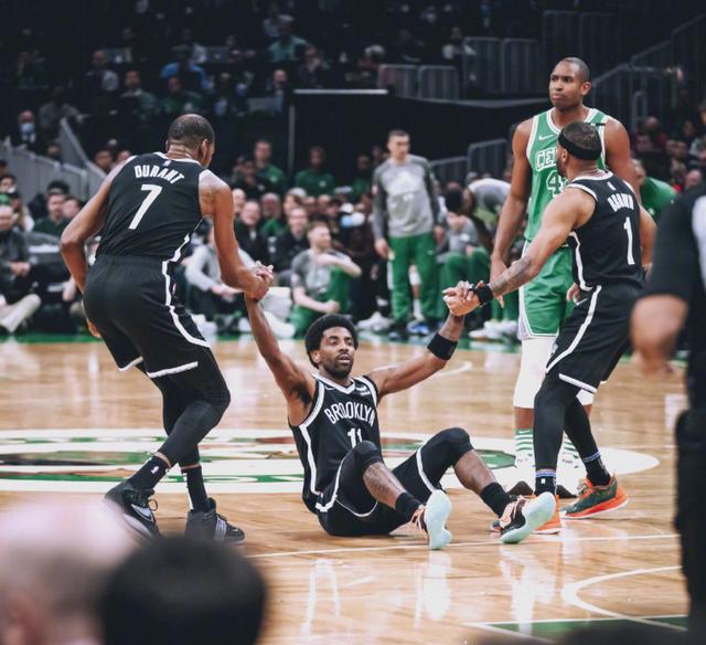 凯尔特人翻盘山东队，欧文刷新纪录的简单介绍