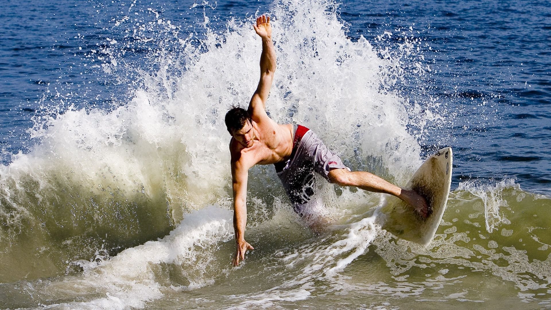 冰与火之歌，吉林轻取公牛，浓眉哥高光映照赛场